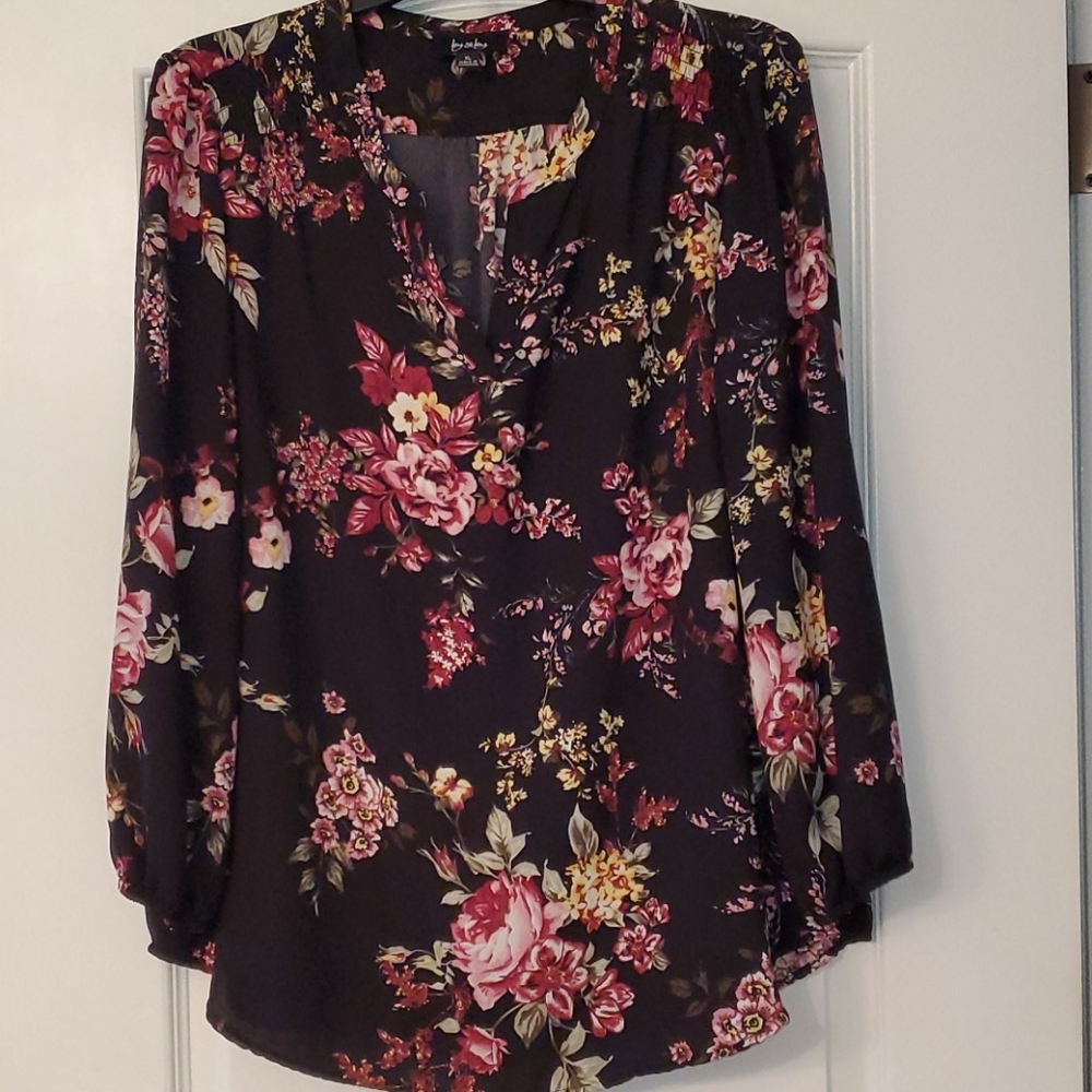 Women's blouse
